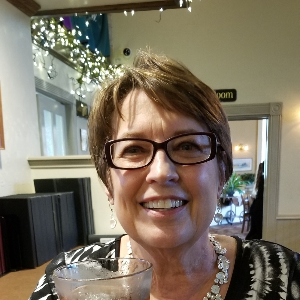 Meet your Posher, Jenny